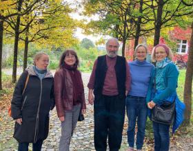 Les Escapades mit Begrüßungskomitee Helmut Balk und Dr. Margret Madelung