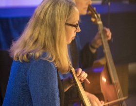 118-LE_231013_FY_8096_1